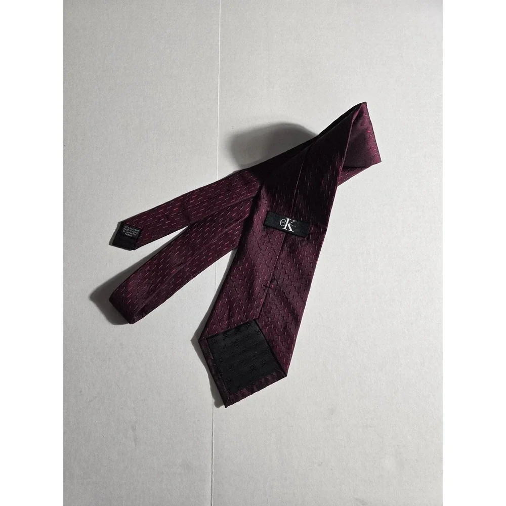 Calvin Klein CK Burgundy Necktie‎ Woven Pattern Business Formal Men's